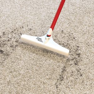 CARPET RAKE & GROOMER
